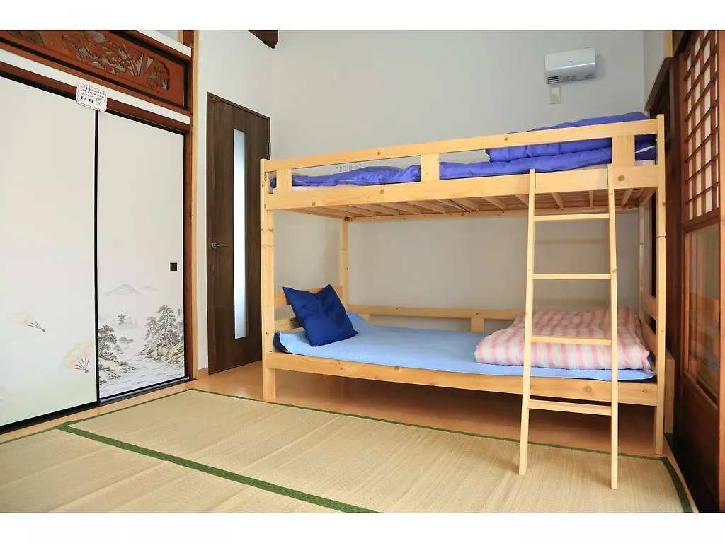 Guest House Arashi Muko 0*,